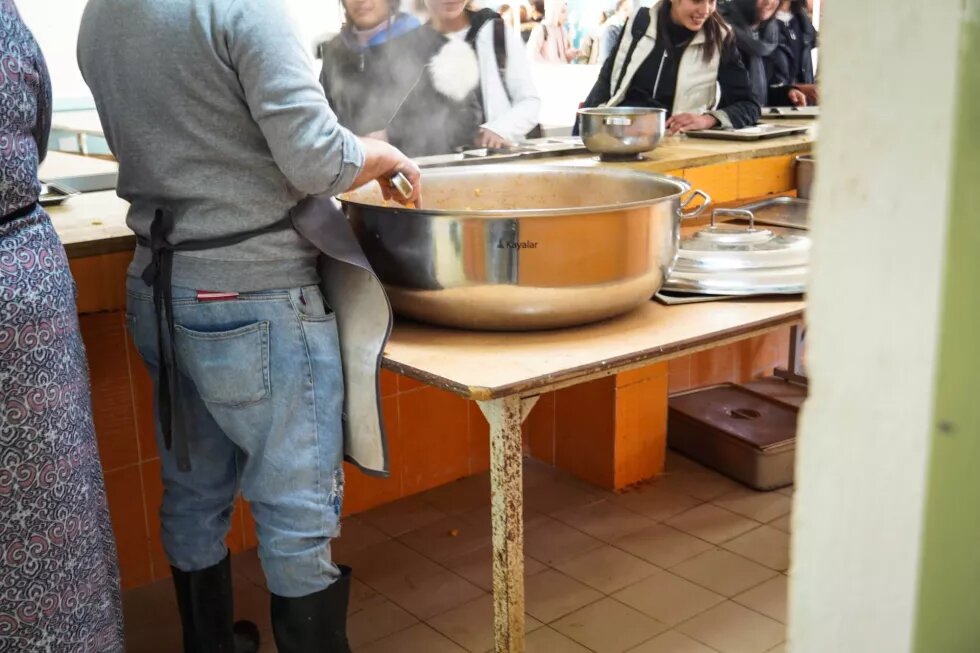 La cantine du collège de Makthar. Bientôt les repas seront fournis par la ferme Kid’Chen.